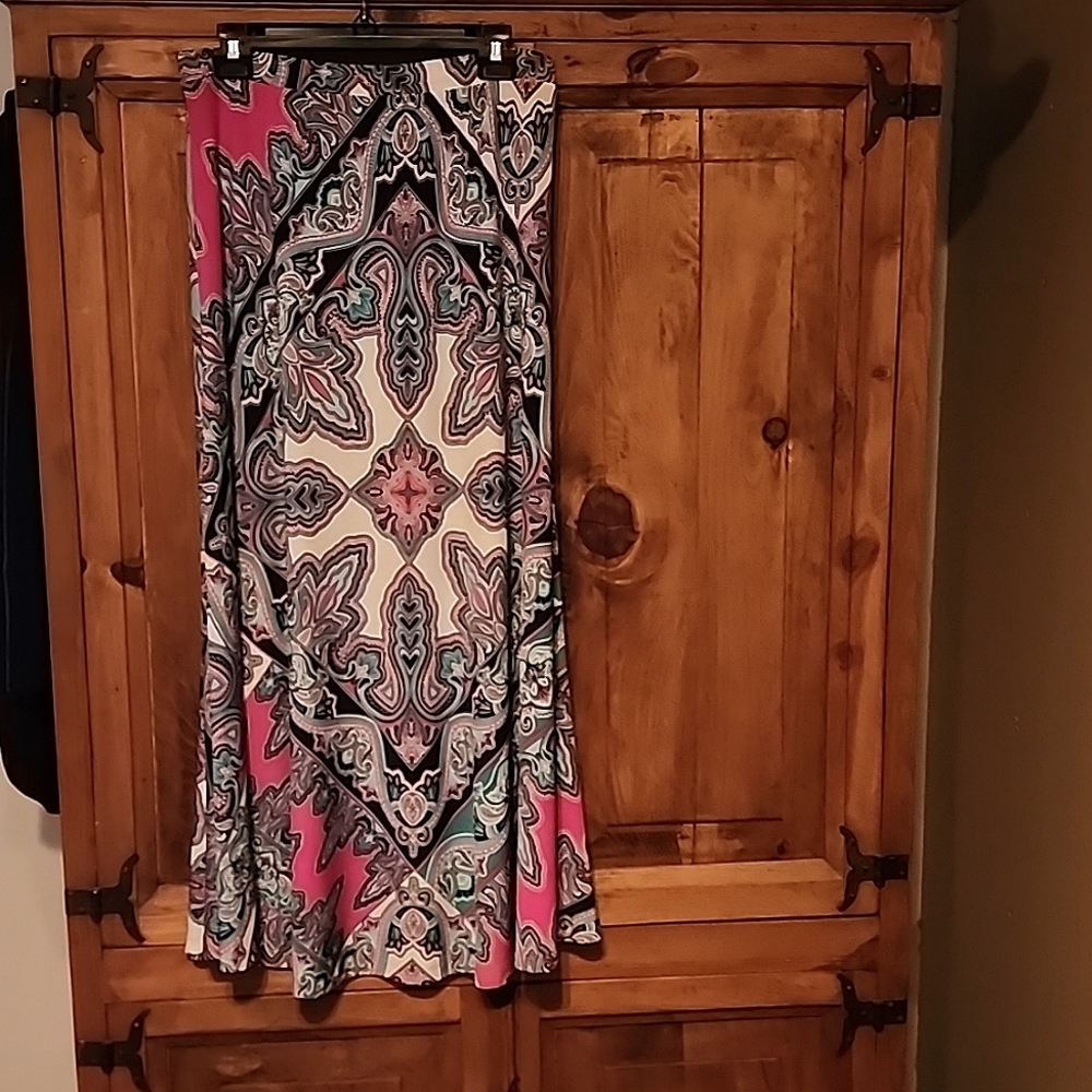 Maxi skirt